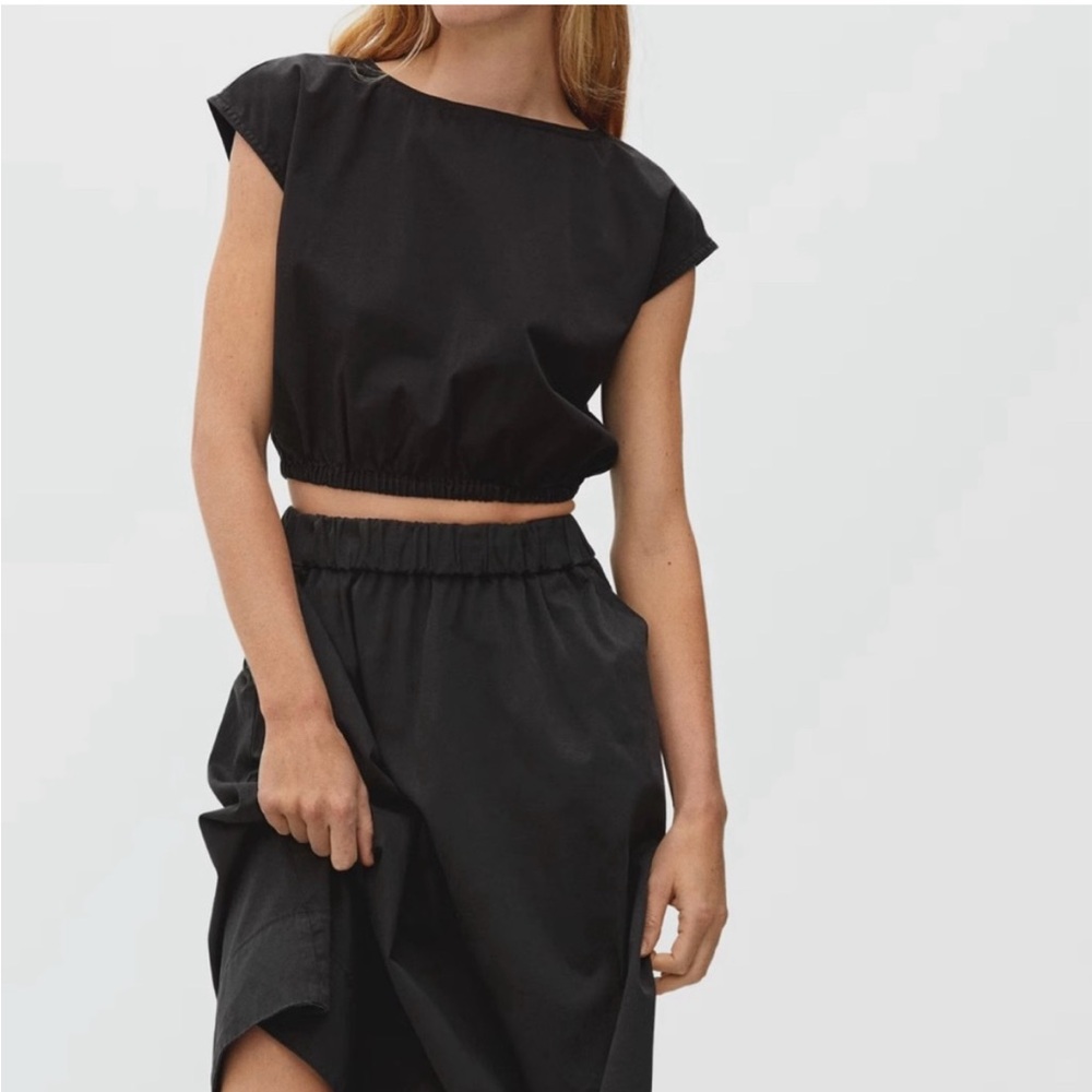 Everlane Bubble Top- Black M